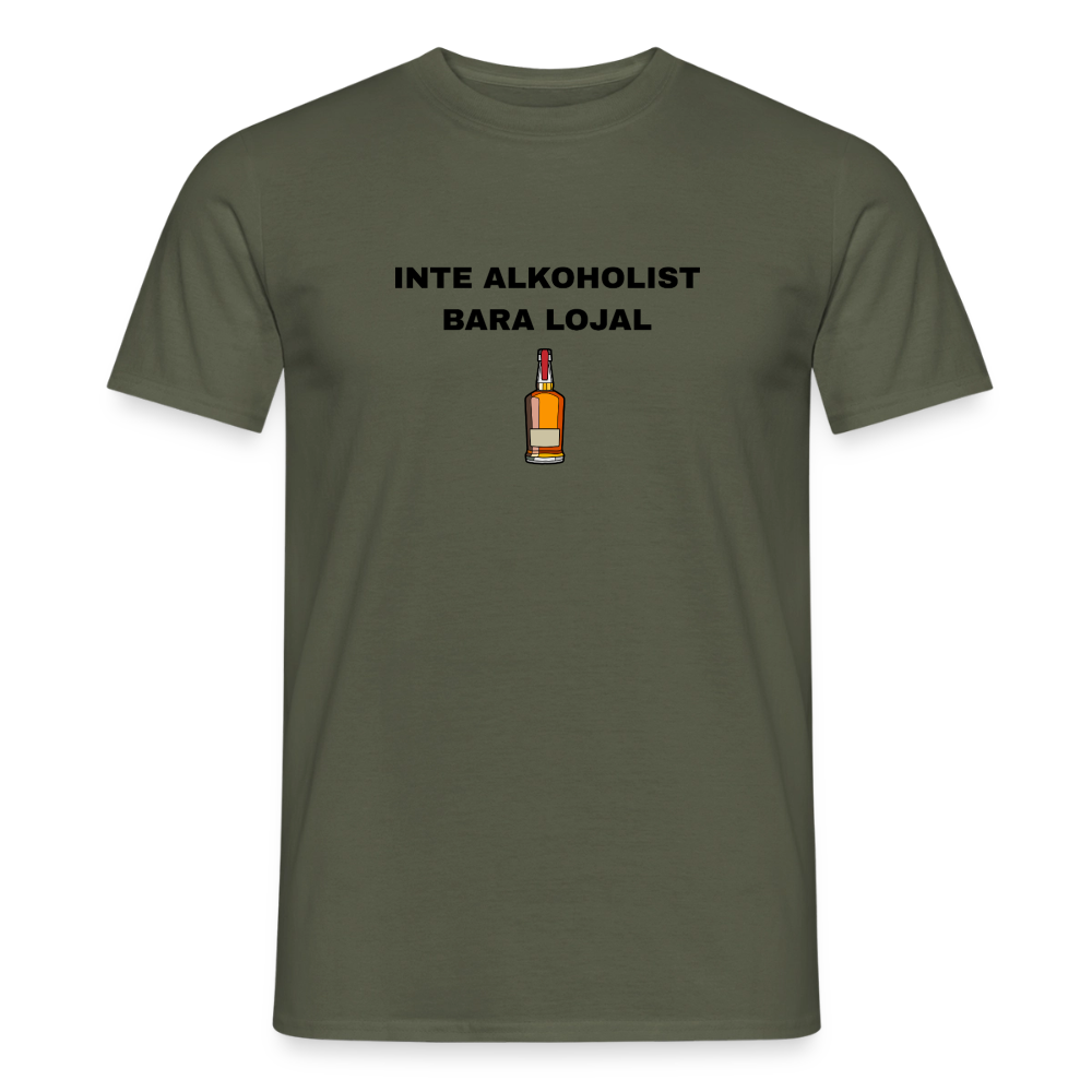 Inte alkoholist bara lojal T-shirt herr - Militärgrön