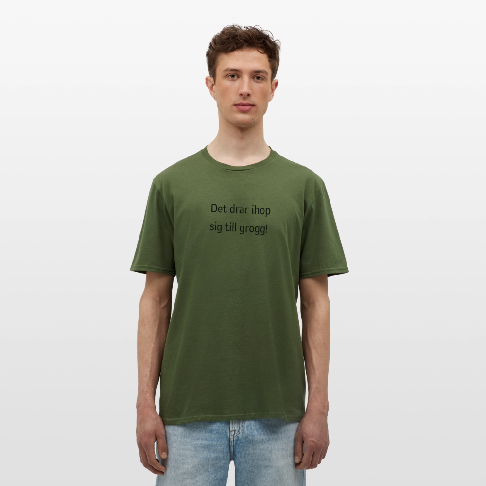 Det drar ihop sig till grogg! T-shirt herr - Militärgrön